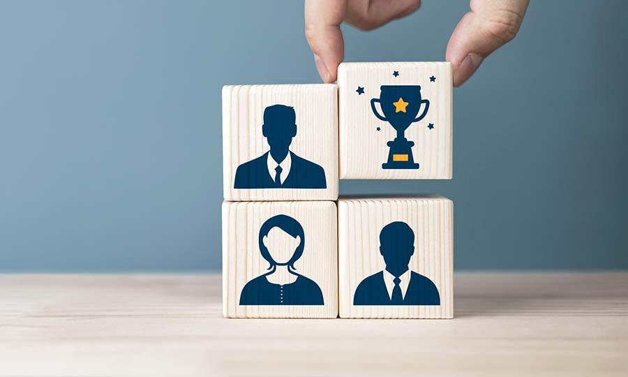 Website news leaders award